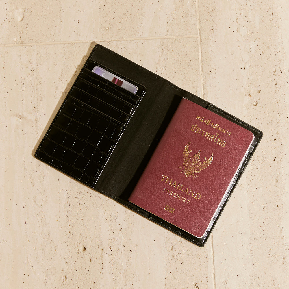 Passport Holder - MUSE on the move
